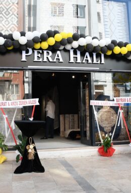 Pera halı Açılış